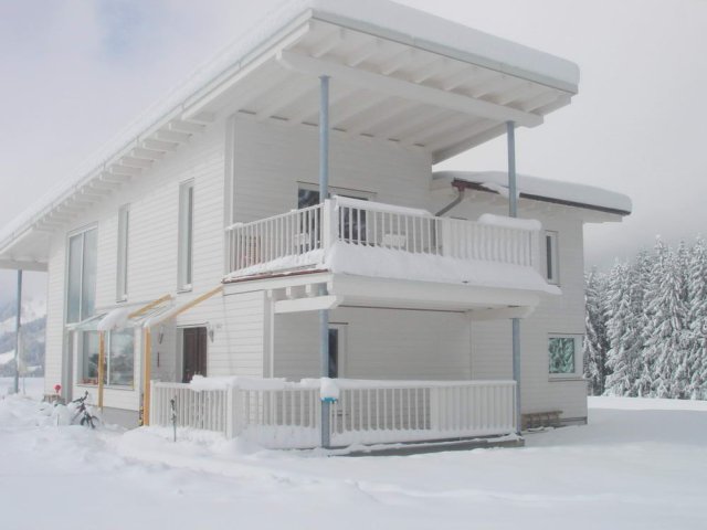 rainer_holzbau_taxenbach_Klettner Winter 2.JPG